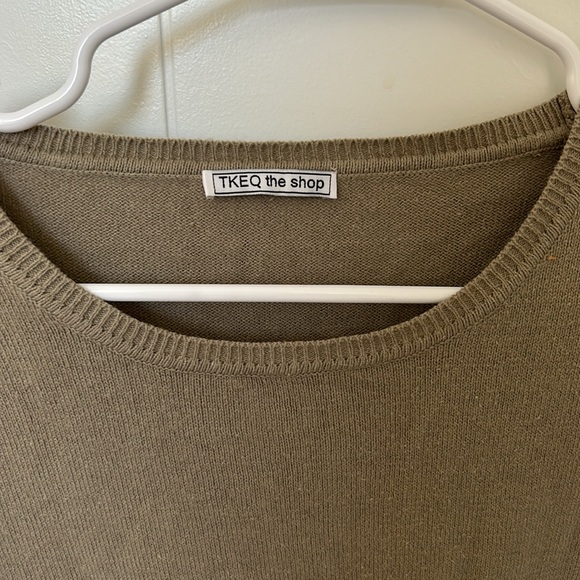 TKEQ crew neck sweater - Picture 2 of 4
